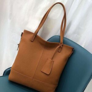 Leather tote bag